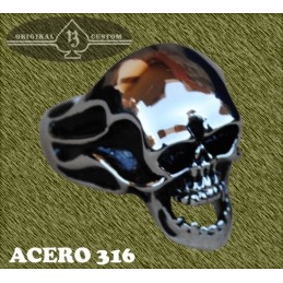 Anillo de acero, calavera gritando