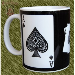 Taza de porcelana, Naipe.