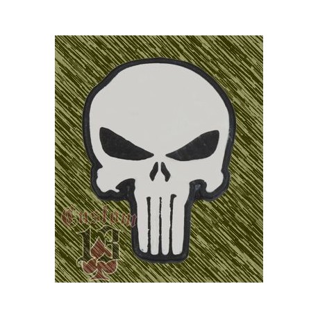 pin punisher blanco