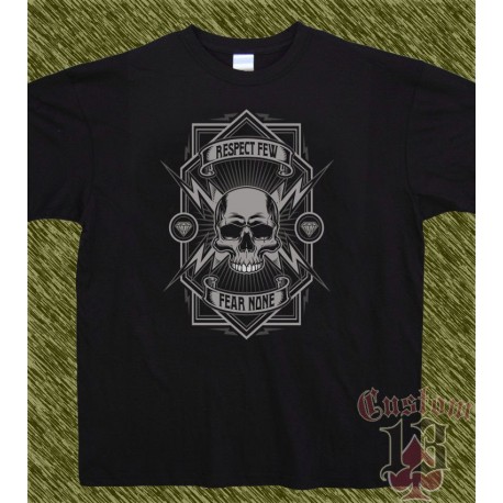 Camiseta negra, respect few