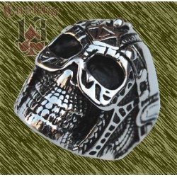 Anillo de acero calavera biomecánica