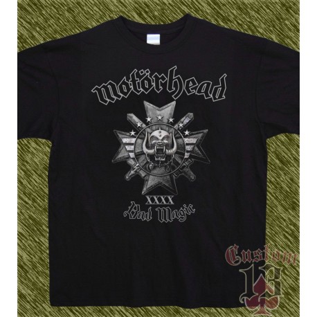 Camiseta negra, motorhead, bad magic