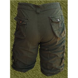 Pantalón corto cargo multibolsillos verde