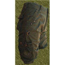 Pantalón corto cargo multibolsillos verde