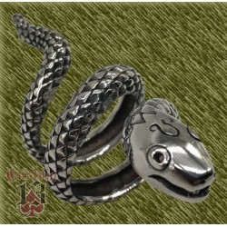 Anillo de acero, serpiente