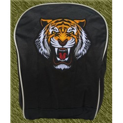 mochila negra bodada, cabeza de tigre