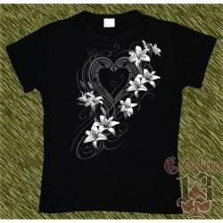 Camiseta Dark13 mujer, corazón con flores blancas