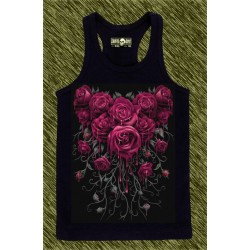 camiseta negra de tirantes, ramo de rosas 02