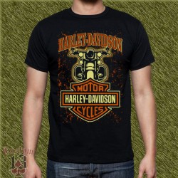 Camiseta negra, harley davidson, manchas marrones