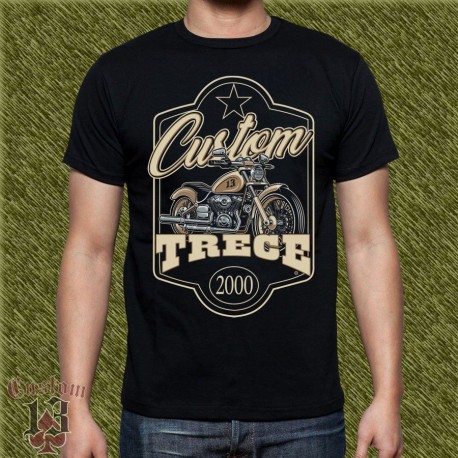 Camiseta negra, custom trece 2000