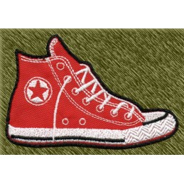 Parche bordado, converse roja