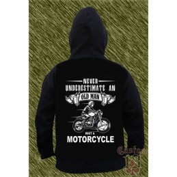 Sudadera never underestimate an old man whit a motorcycle