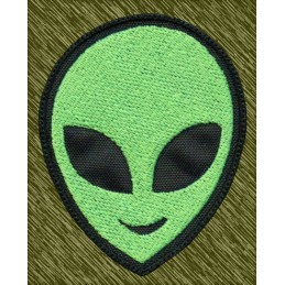 Parche bordado, cabeza alien verde