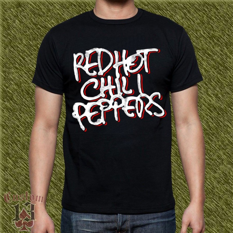 Camiseta Red hot chili peppers, letras blancas